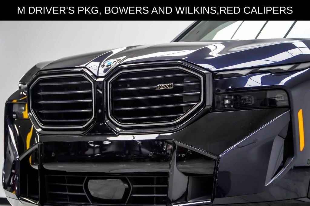 2023 BMW XM Base