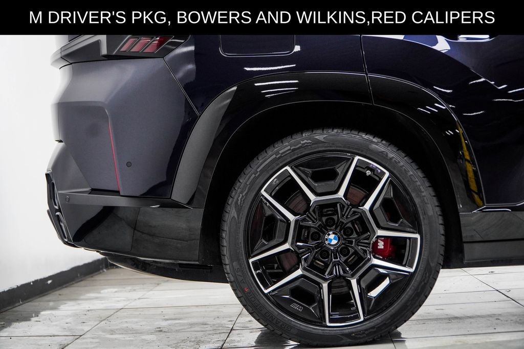 2023 BMW XM Base