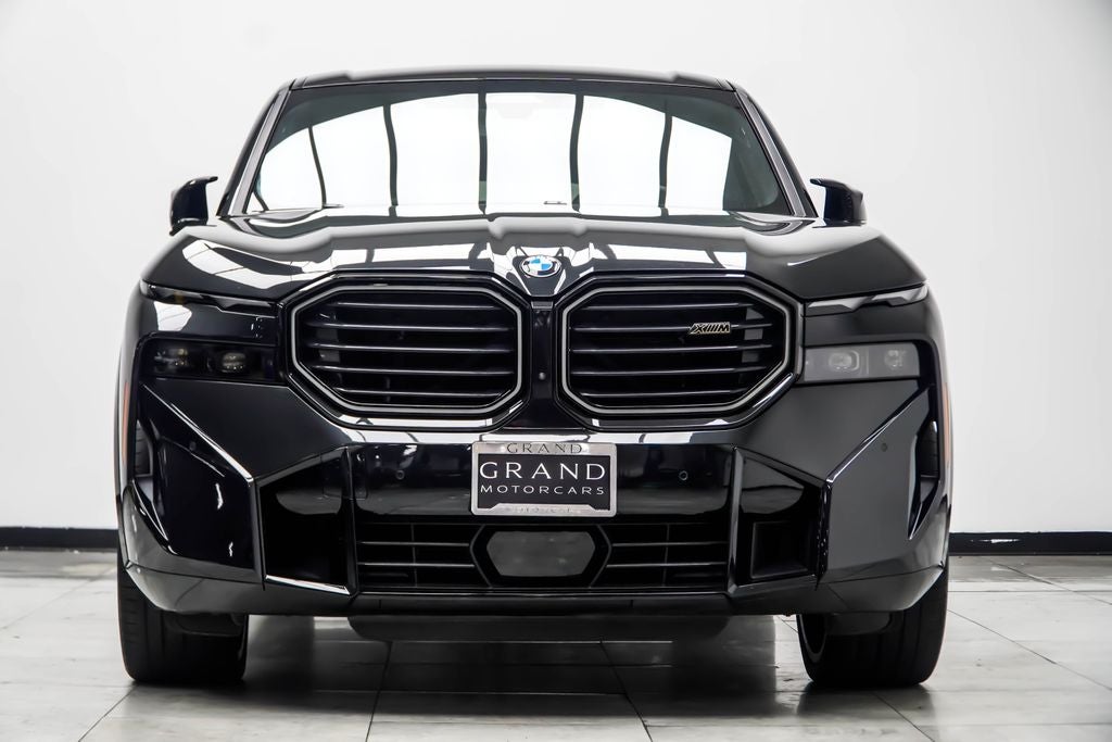 2023 BMW XM Base