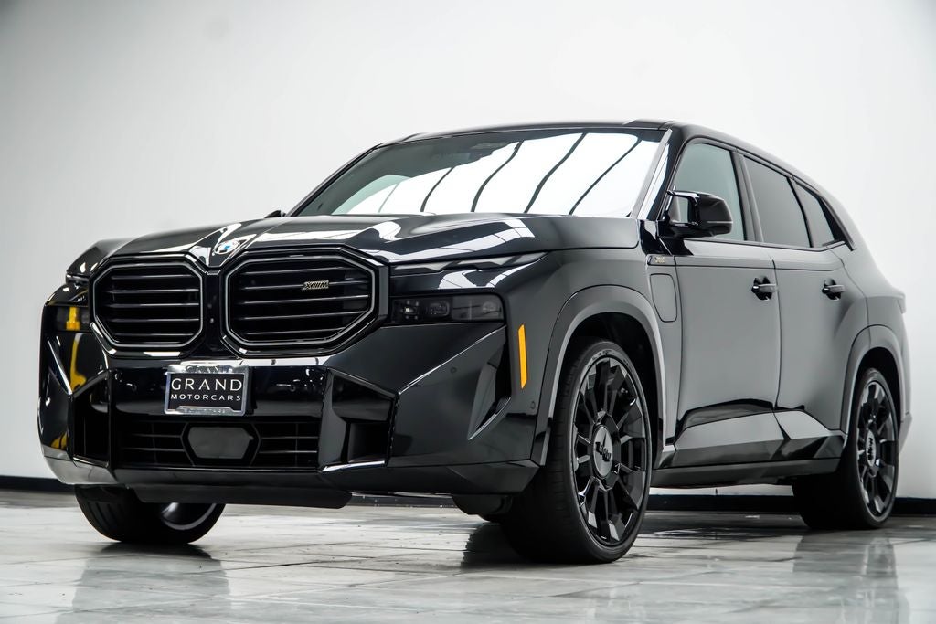 2023 BMW XM Base