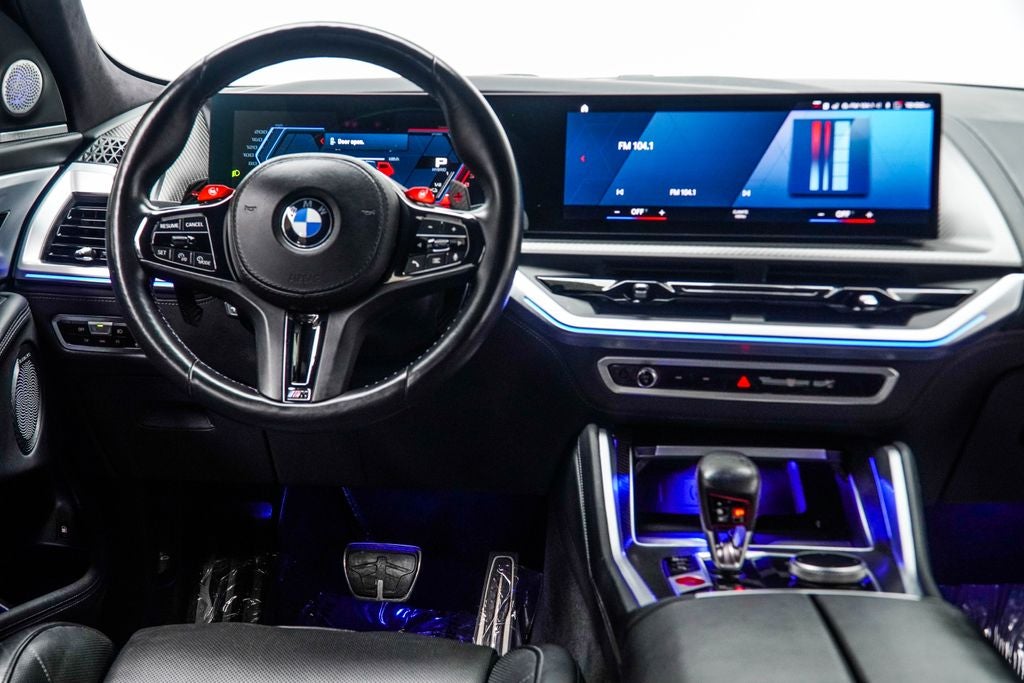 2023 BMW XM Base