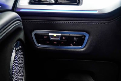 2023 BMW XM Base