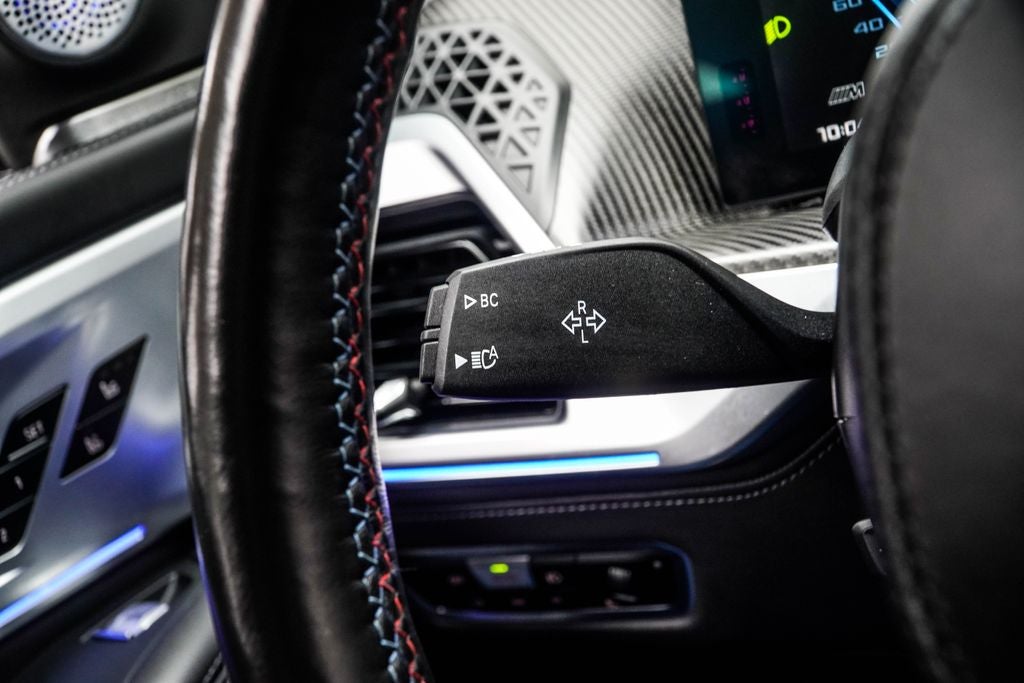 2023 BMW XM Base