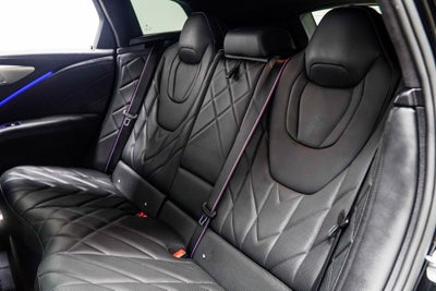 2023 BMW XM Base