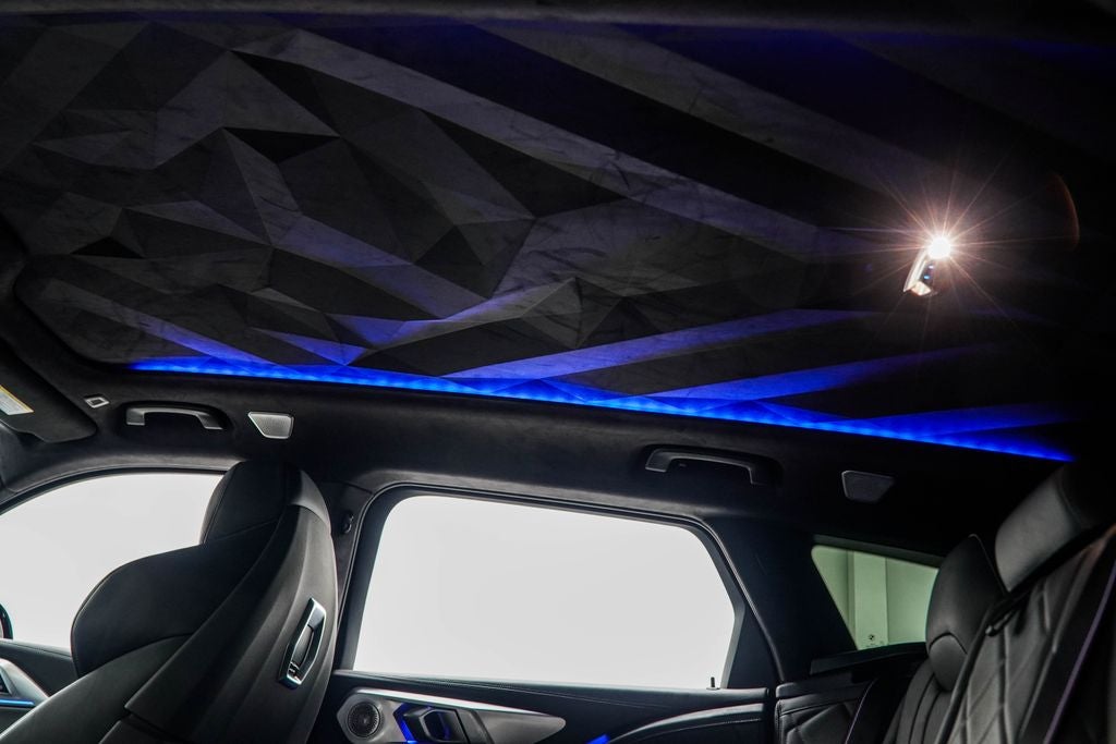 2023 BMW XM Base