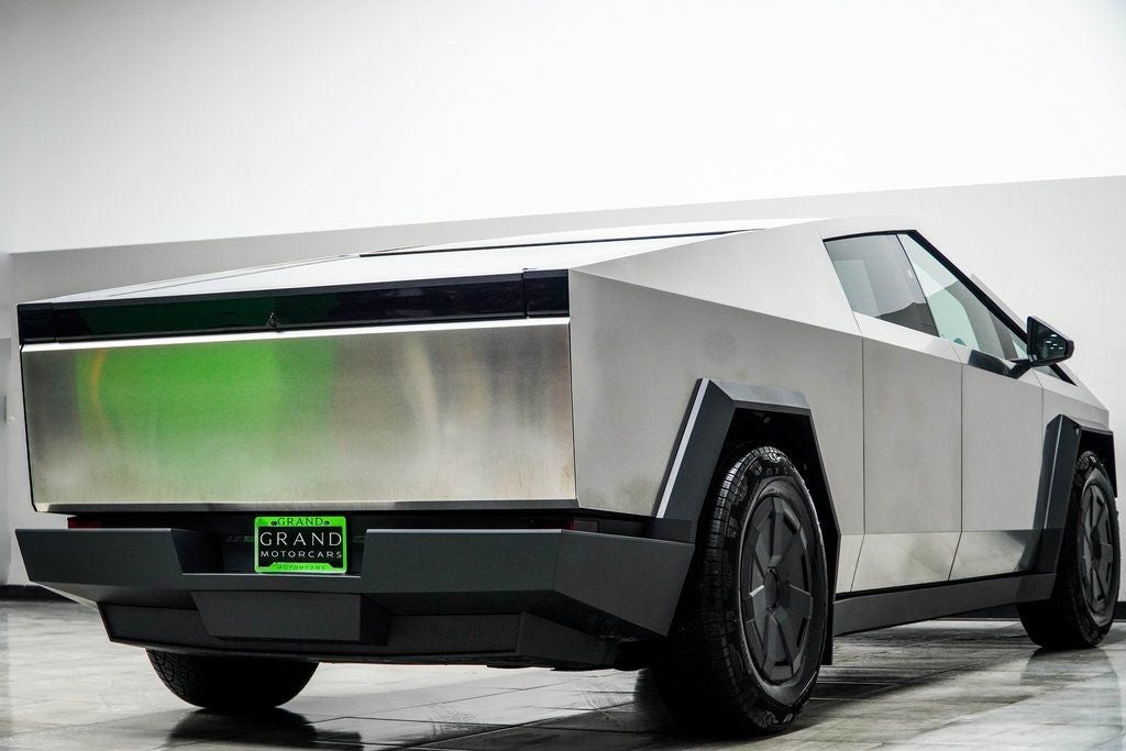 2025 Tesla Cybertruck Base
