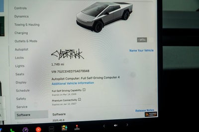 2025 Tesla Cybertruck Base