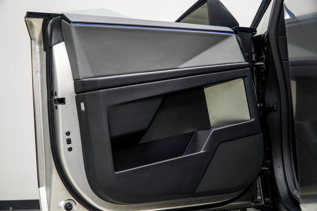 2025 Tesla Cybertruck Base