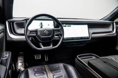 2024 Rivian R1S Adventure