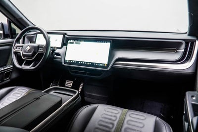 2024 Rivian R1S Adventure