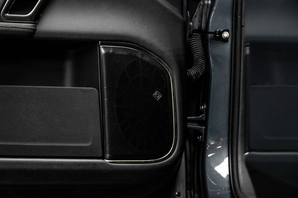 2024 Rivian R1S Adventure