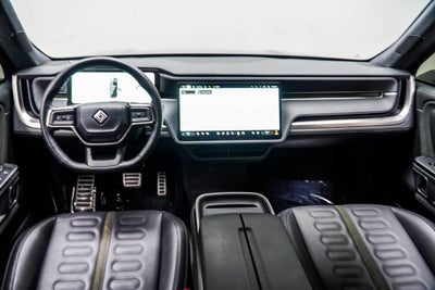 2024 Rivian R1S Adventure