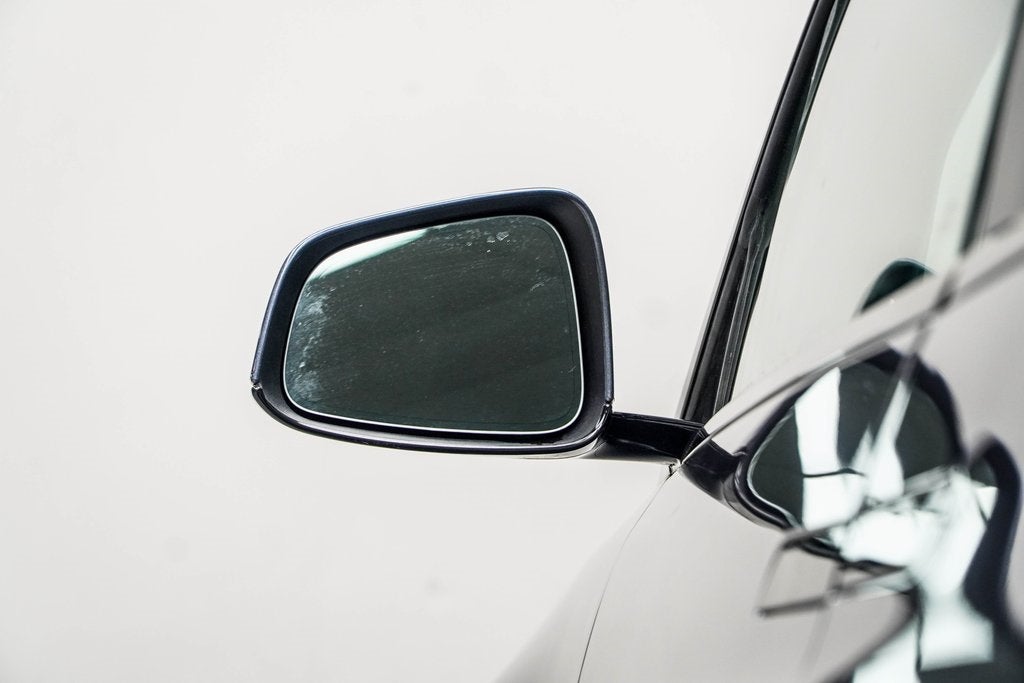 2022 Tesla Model X Base