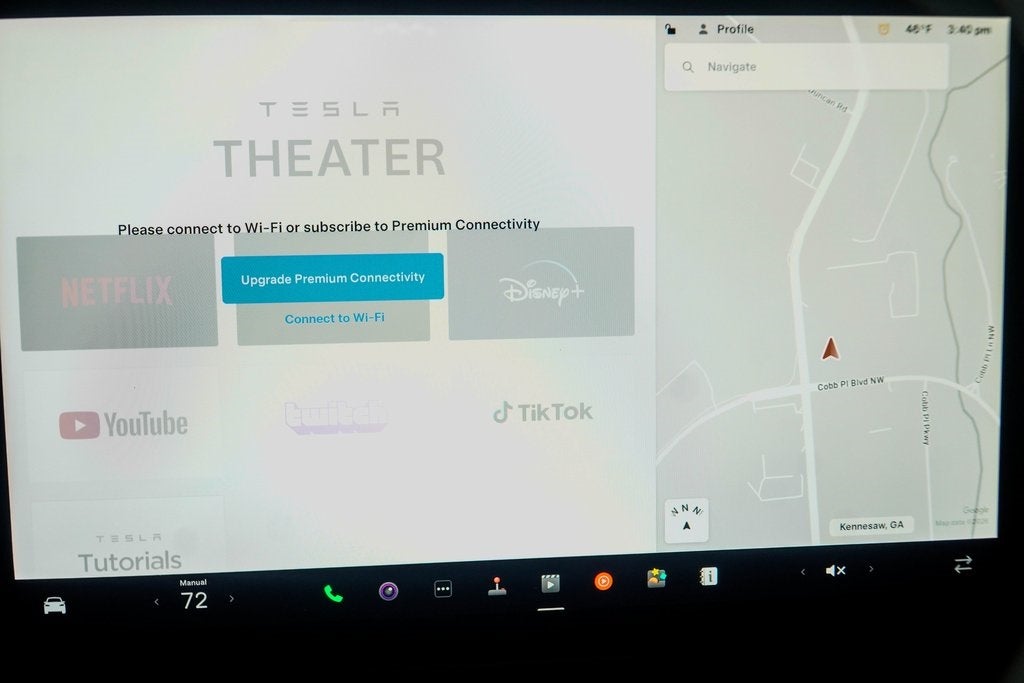 2022 Tesla Model X Base