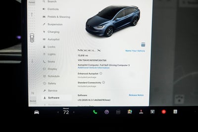 2022 Tesla Model X Base
