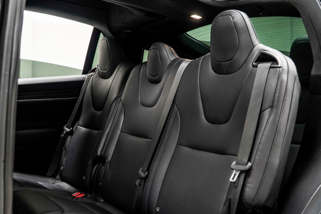 2022 Tesla Model X Base