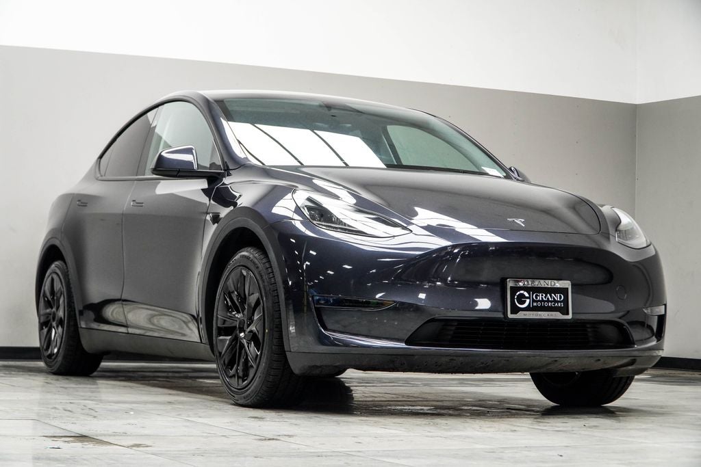 2024 Tesla Model Y Long Range