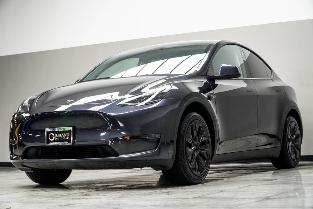 2024 Tesla Model Y Long Range
