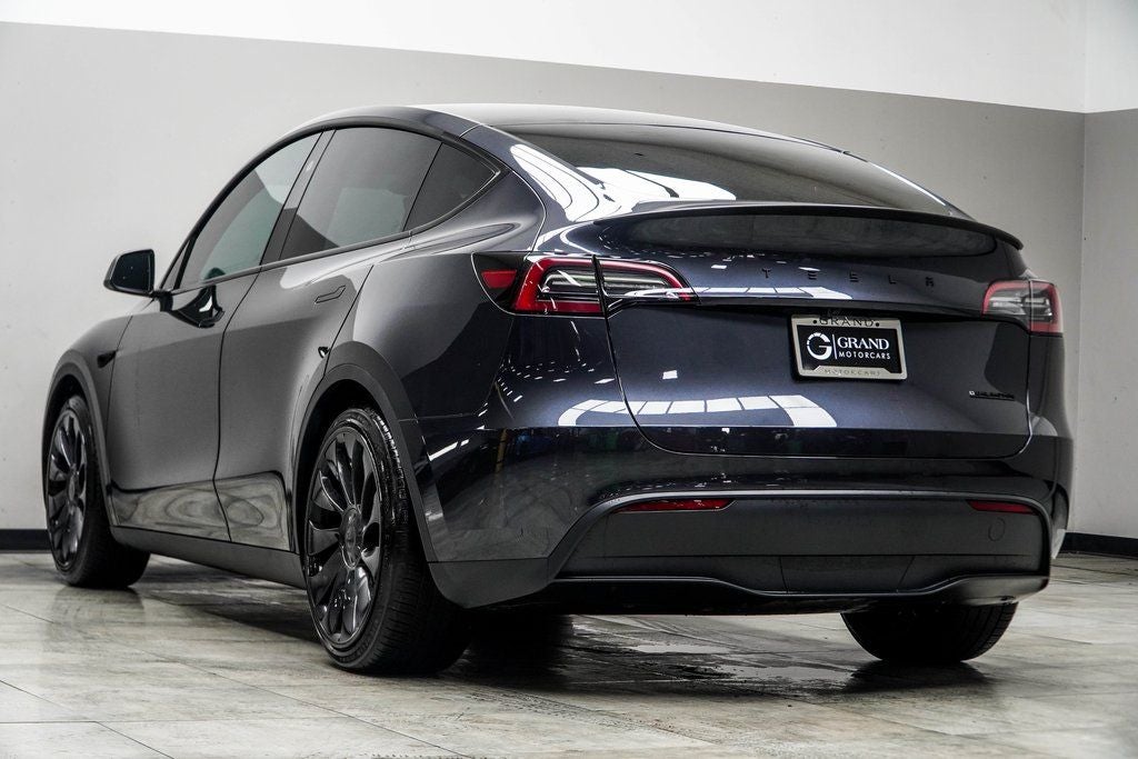 2024 Tesla Model Y Performance