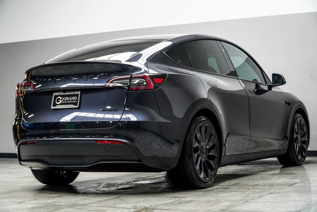 2024 Tesla Model Y Performance