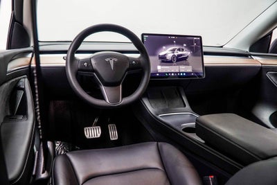2024 Tesla Model Y Performance
