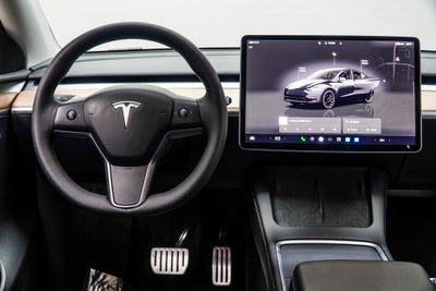 2024 Tesla Model Y Performance