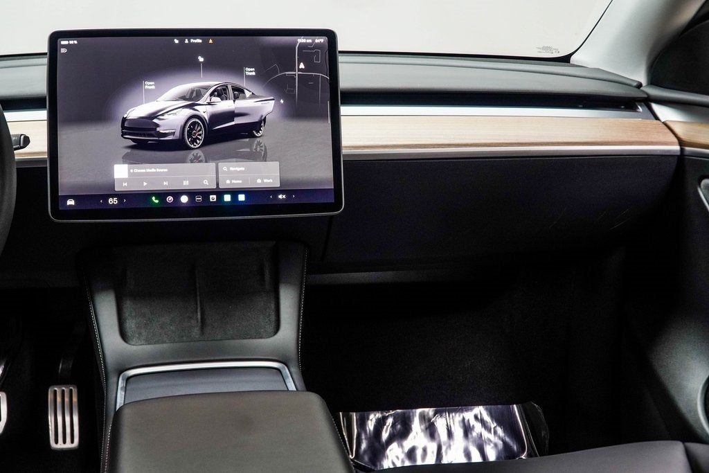 2024 Tesla Model Y Performance