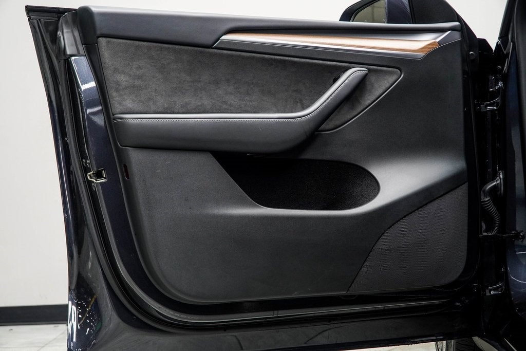 2024 Tesla Model Y Performance