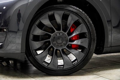2024 Tesla Model Y Performance