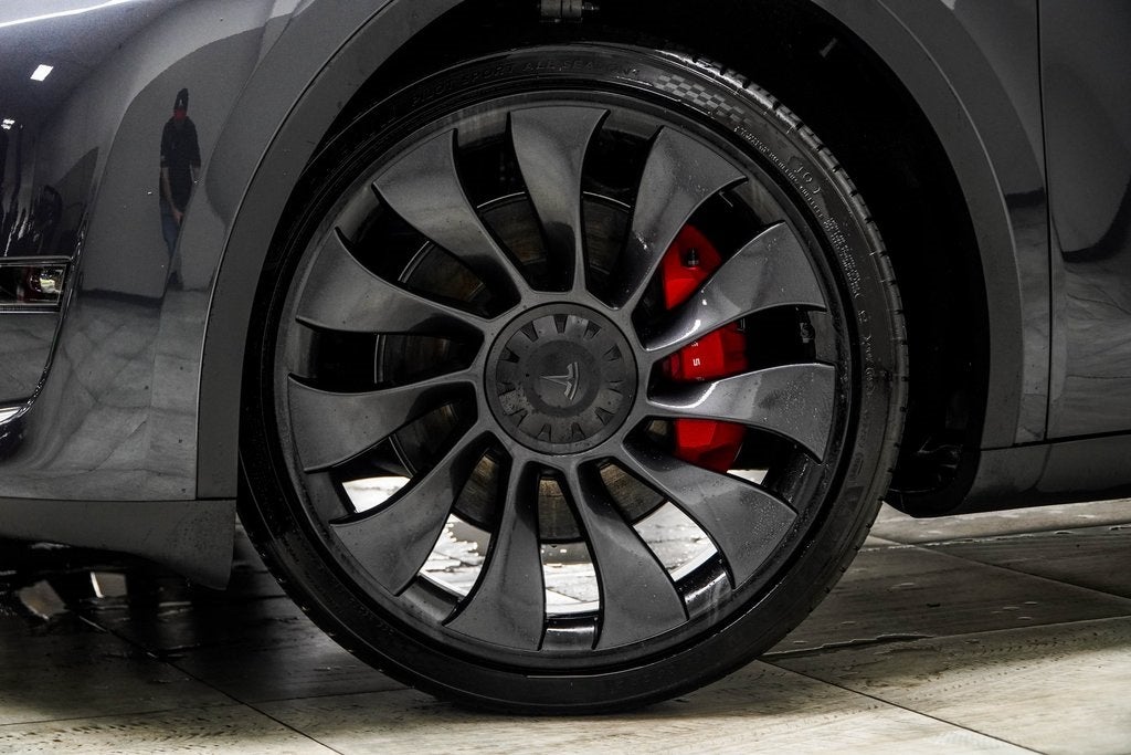 2024 Tesla Model Y Performance