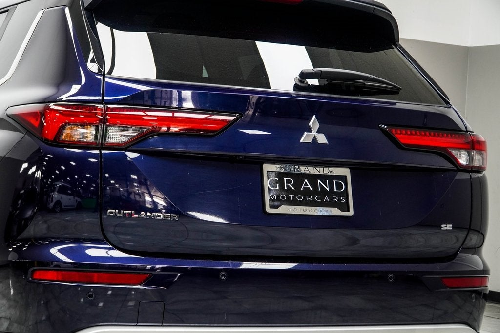 2024 Mitsubishi Outlander SE