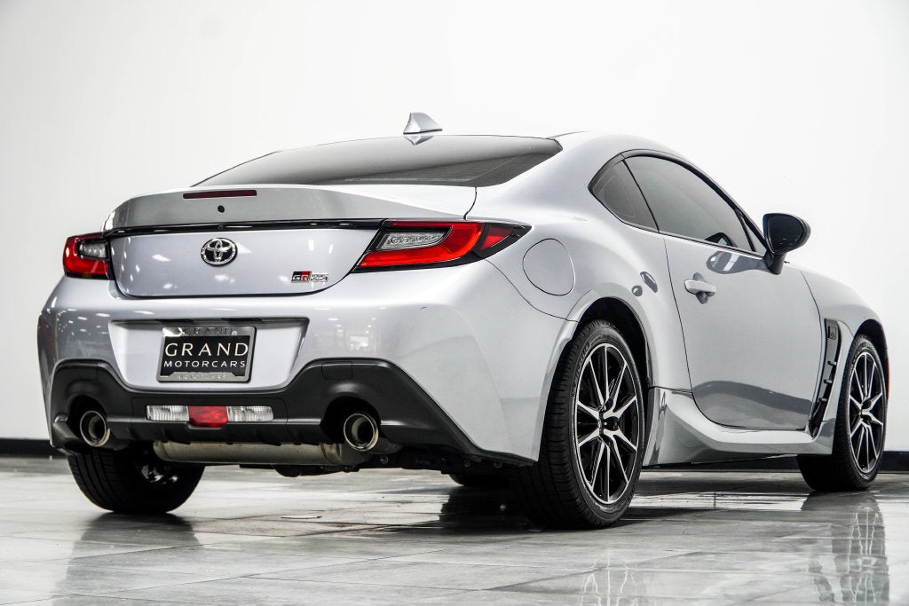 2024 Toyota GR86 Base