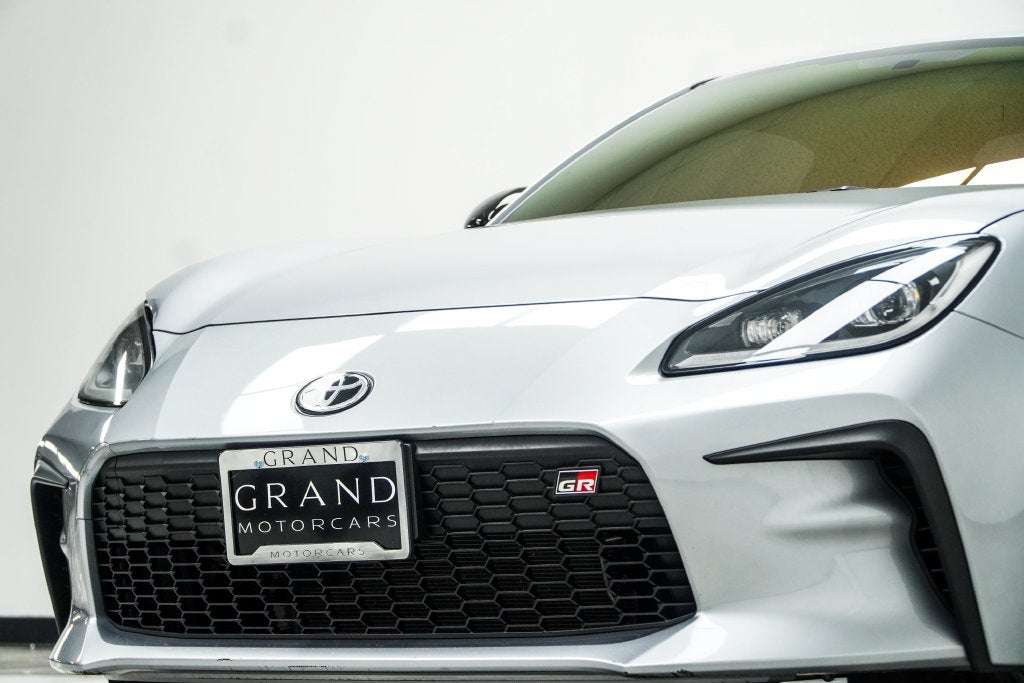 2024 Toyota GR86 Base