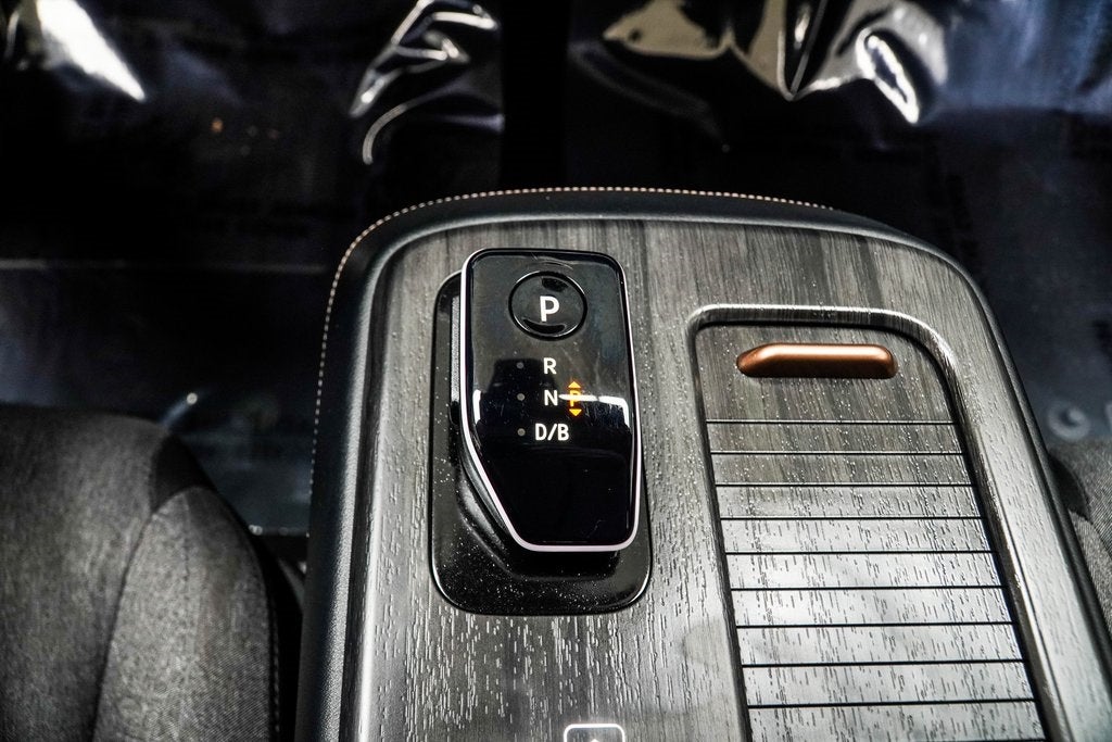 2024 Nissan Ariya VENTURE+