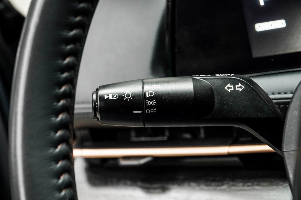 2024 Nissan Ariya VENTURE+