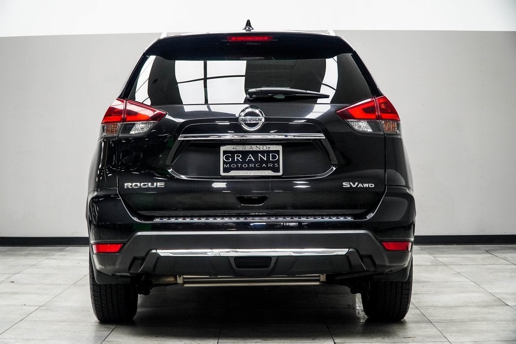 2018 Nissan Rogue SV
