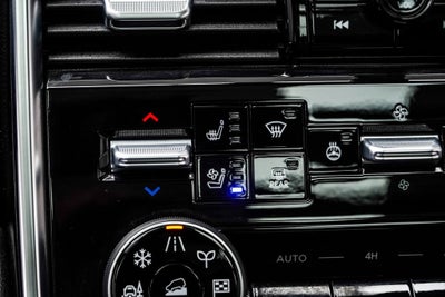 2025 Nissan Armada Platinum