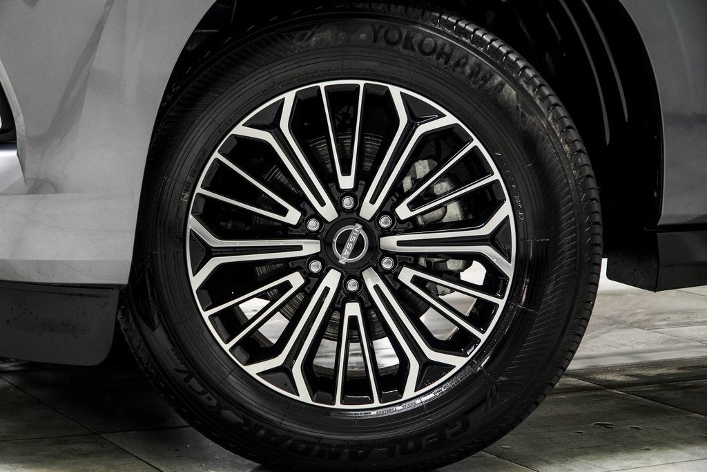 2025 Nissan Armada Platinum