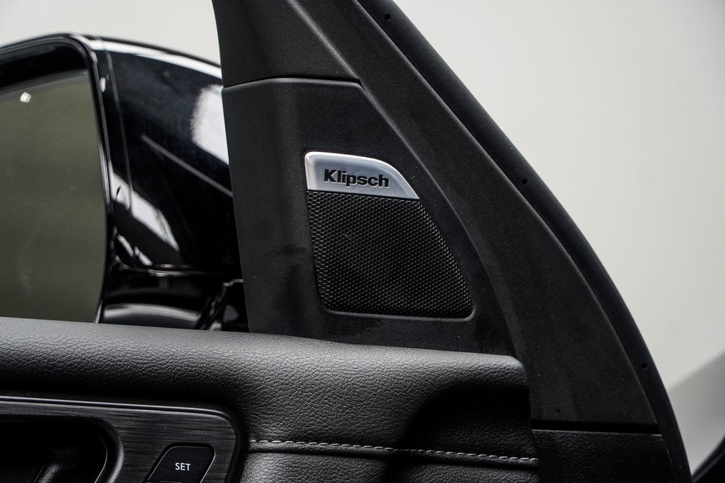 2025 Nissan Armada Platinum