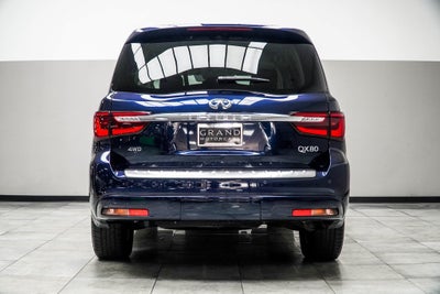 2024 INFINITI QX80 LUXE