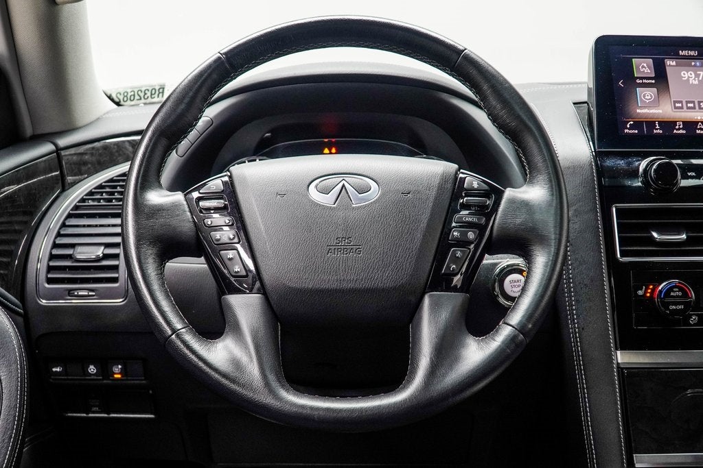 2024 INFINITI QX80 LUXE