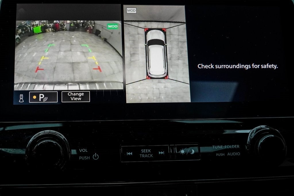 2024 INFINITI QX80 LUXE