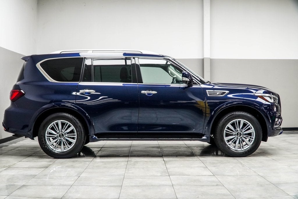 2024 INFINITI QX80 LUXE