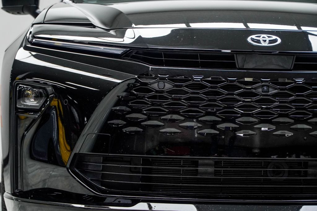 2025 Toyota Crown Signia Limited
