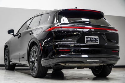 2025 Toyota Crown Signia Limited