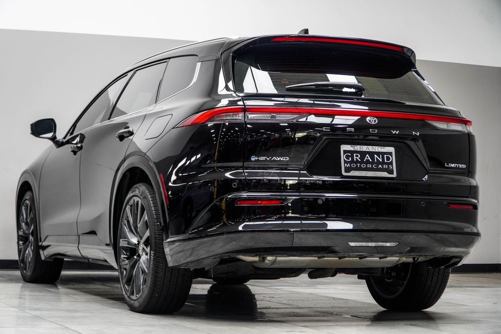 2025 Toyota Crown Signia Limited