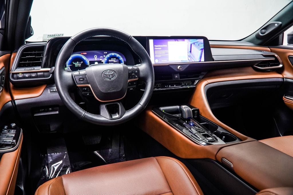 2025 Toyota Crown Signia Limited