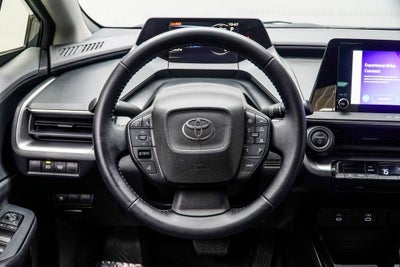 2025 Toyota Prius LE