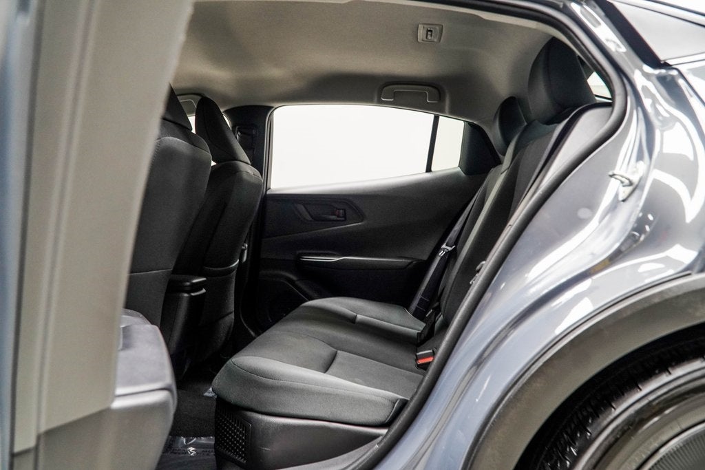 2025 Toyota Prius LE