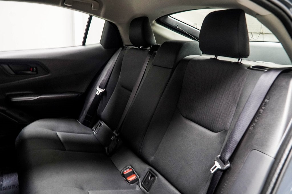 2025 Toyota Prius LE